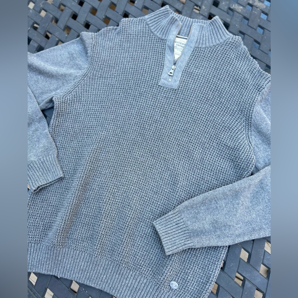 Weatherproof Vintage Gray Quarter Zip Sweater M Cozy Minimalist Cabin Casual